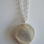 Didi_fingerprint_pendant